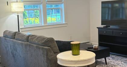 Beautiful studio apartment with AC in South Kingstown, Rhode Island.