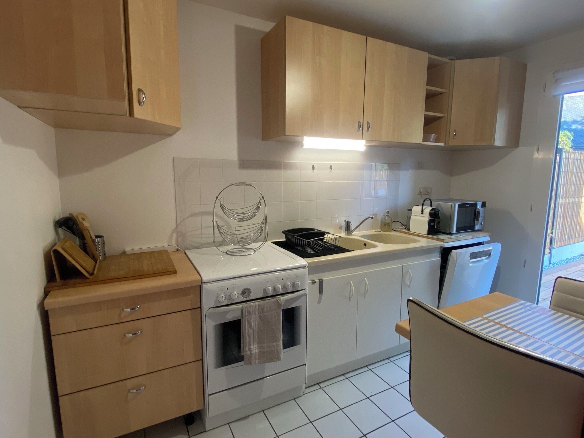 茶具/咖啡用具、冰箱、微波炉、烤箱