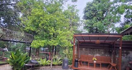 Cozy Stay at JAL Transient House