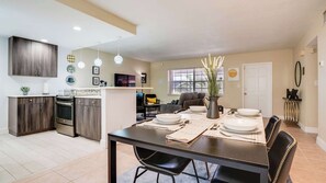 Unclassified image, 4 of 20, button - 1BR Sunrise Oasis with Pool Near Beach & Las Olas (Fort Lauderdale)