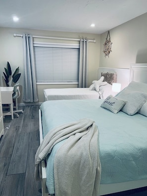1 bedroom, desk, iron/ironing board, free WiFi