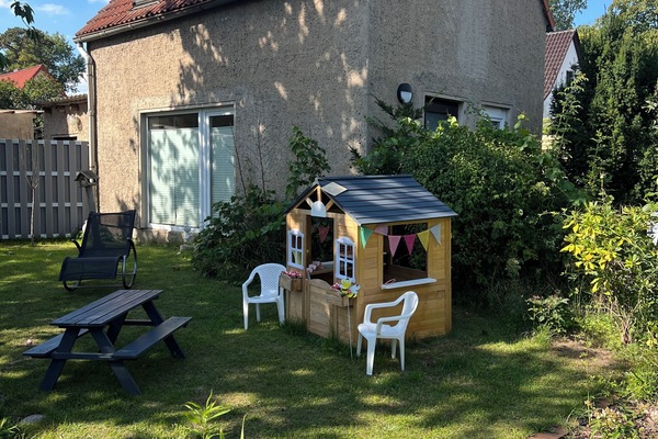 Kleines Ferienhaus am Neukloster See