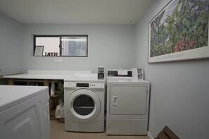 Unclassified image, 3 of 18, button - Peaceful 1-bedroom condo in charming Waitsfield awaits you (Waitsfield)