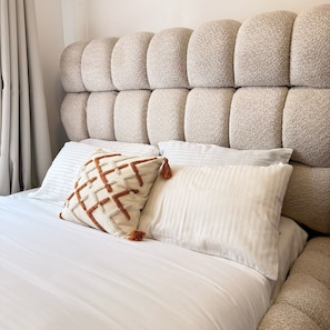 Room - Cozy studio bed & breakfast in quaint Nairobi with 
swimming pool (Nairobi)