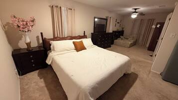 Iron/ironing board, WiFi, bed sheets