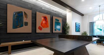 Classical King 1B1B|Pool & Spa|Smart 4K TVs