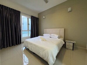 Internet - Spacious Stay at Danga Bay - Entire Unit (Johor Bahru)