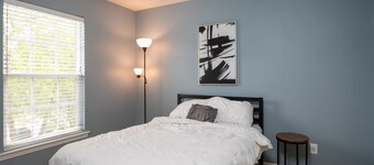 Dream Home on the Green- Highland Creek
