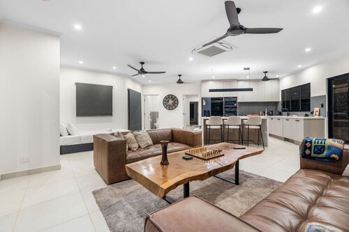 ZenLux Mermaid Sunsets: Beachfront Fishing Retreat