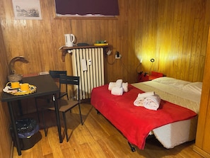Unclassified image, 2 of 10, button - La Tana della Marmotta. Close to village and ski lifts. Wooden loft (Champoluc)