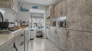 Unclassified image, 4 of 22, button - Fully Furnished 3 Bed House-Blythe Valley Park Shirley B90 8AY (Shirley Solihull)