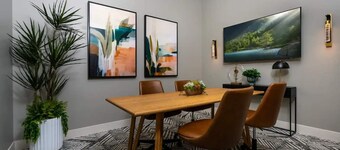 Bright King 1B1B｜Pool & Spa｜Smart 4K TVs