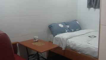 Kamar Double Comfort, 1 Tempat Tidur Double, Bebas Asap Rokok | Meja kerja, ruang kerja ramah laptop, dan Wi-Fi gratis