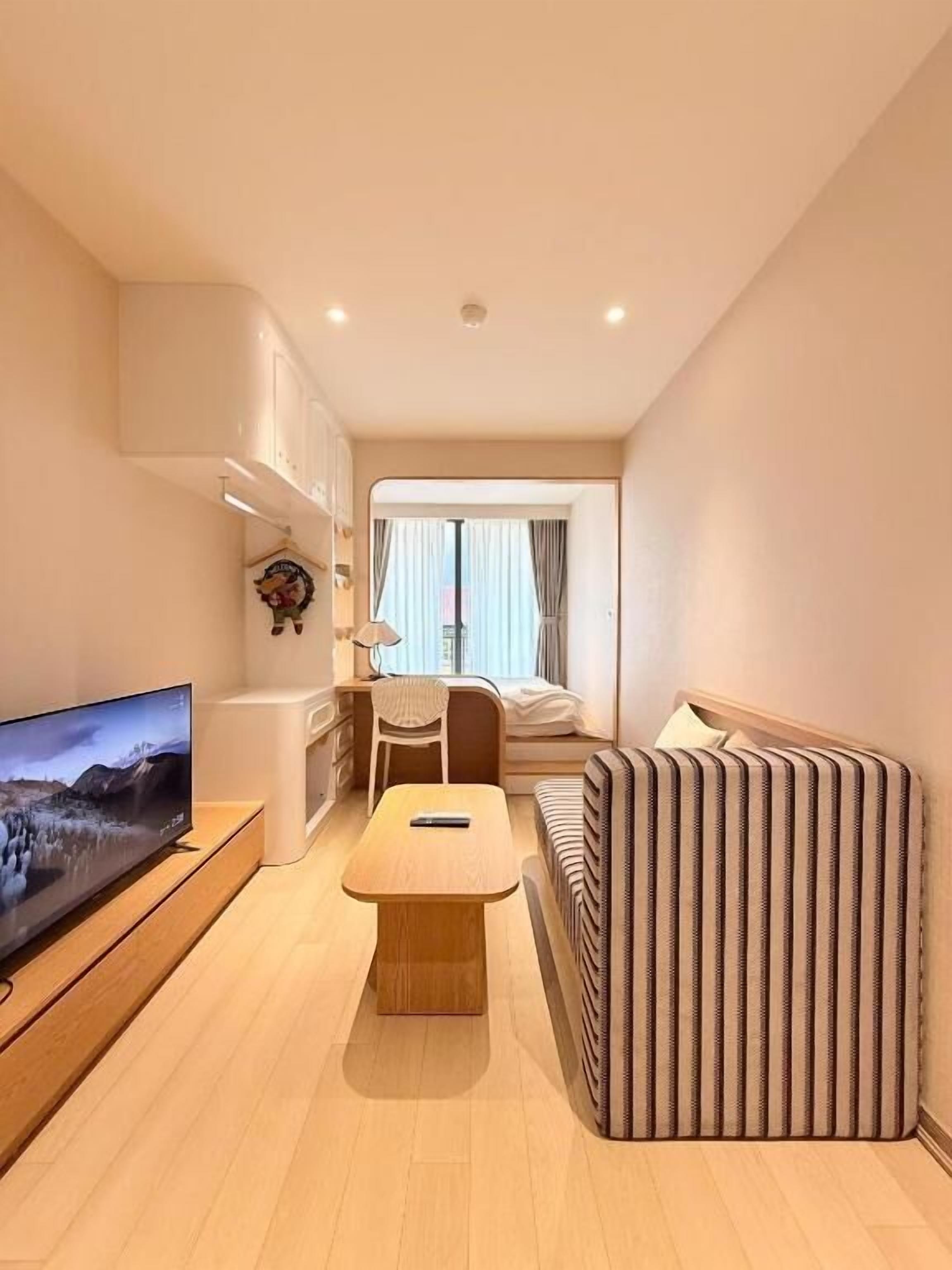 Habitación básica doble, balcón, vistas a la ciudad