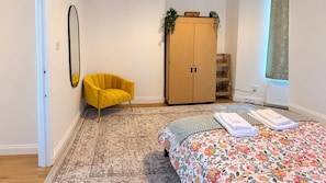 Room - 2-bed Apt, Sleeps 6 Near Arsenal & Highbury (London)