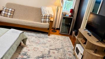 Suite, 2 Bedrooms, Mountain View | Ruang tamu