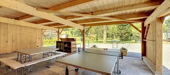 Vacation rental with a hot tub located between Saumur and Chinon, accommodating 14 people