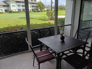 Outdoor dining - Spacious 2 bedroom condo in desirable Hutchinson Island Resort Community (Fort Pierce)