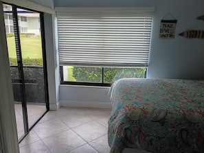 Iron/ironing board, Internet, bed sheets - Spacious 2 bedroom condo in desirable Hutchinson Island Resort Community (Fort Pierce)