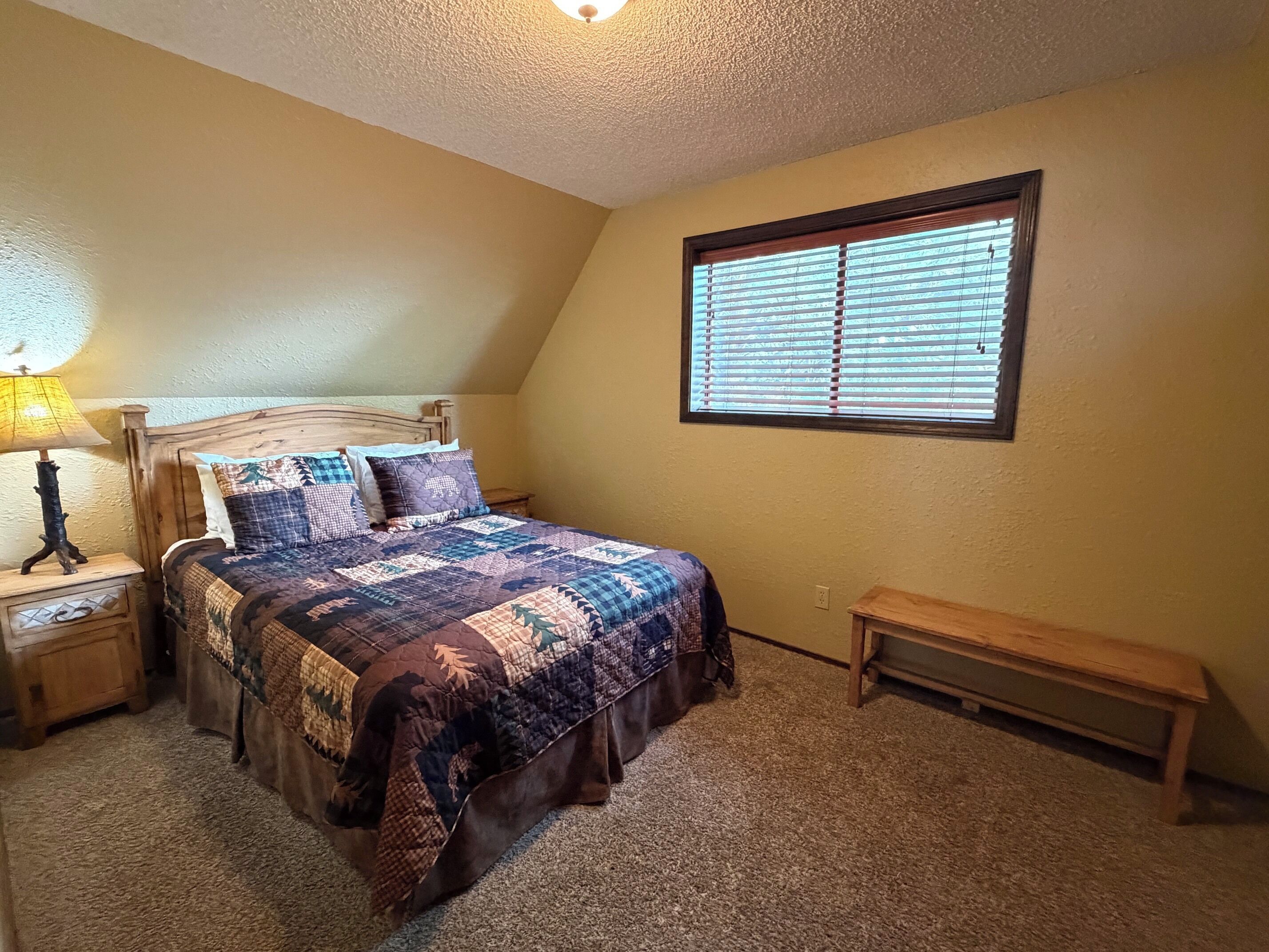 WiFi (free), bed sheets