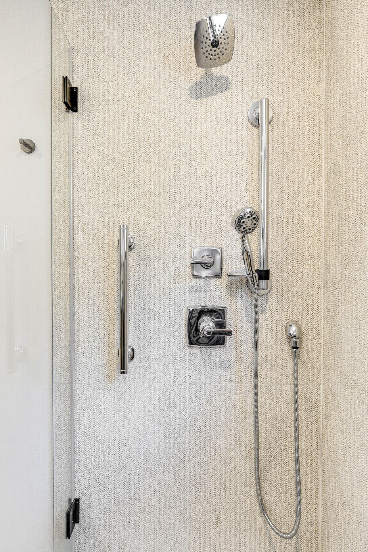Hair dryer, towels