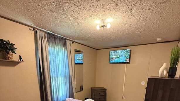 2 間睡房、熨斗/熨衫板、Wi-Fi、床單