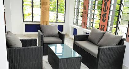 Romantic villa @ Baie Des Milliadaires Abidjan-CI not far from Romano Lodge.