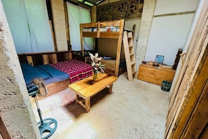 1 camera, Wi-Fi, lenzuola