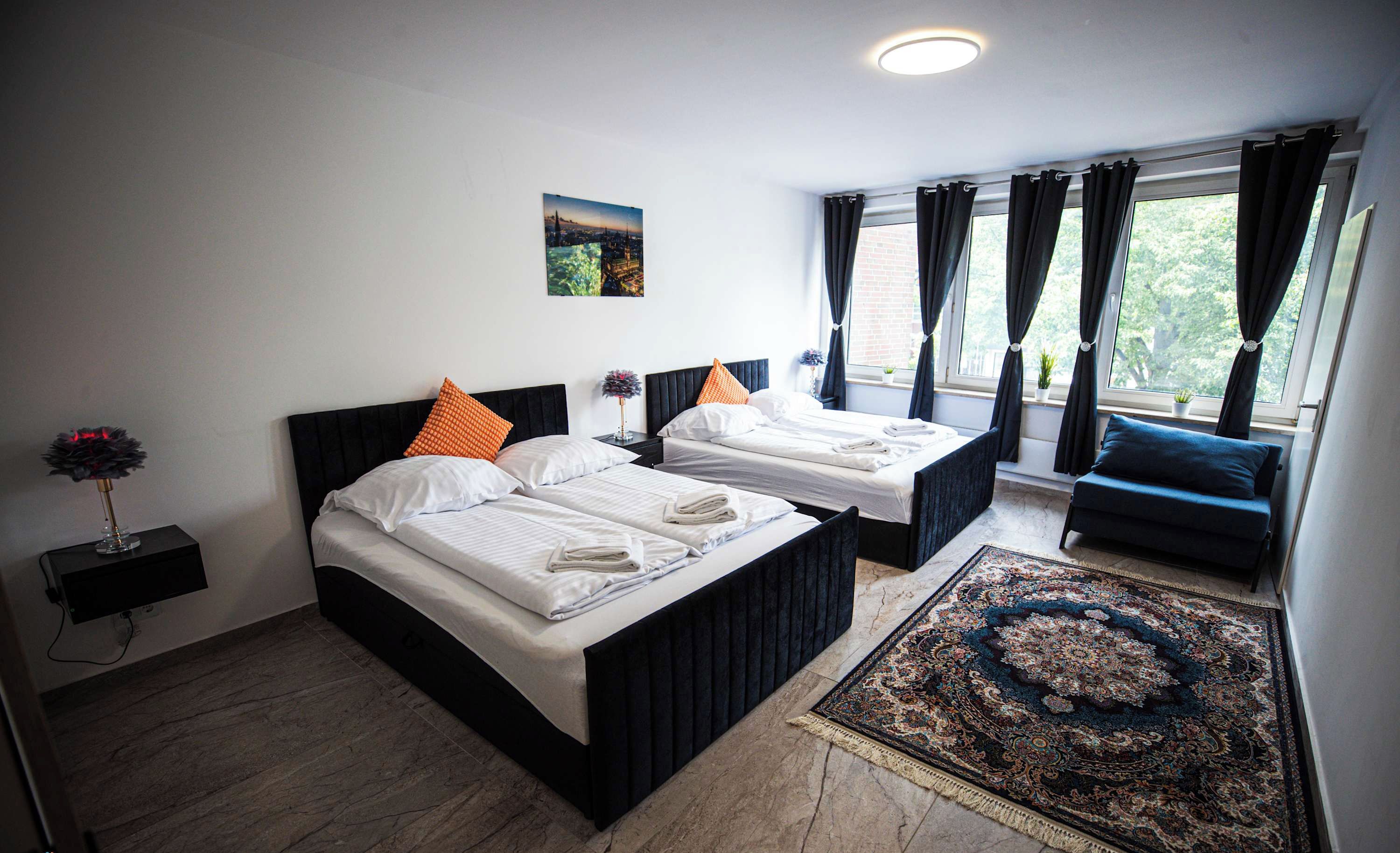4 bedrooms, desk, iron/ironing board, WiFi (free)