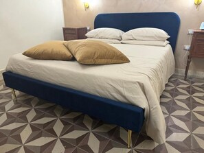 Blackout drapes, iron/ironing board (on request), WiFi (free) - Belvedere suite (Termini Imerese)