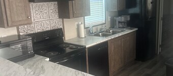Cozy 3 bedroom getaway near TVA and Watts Bar Lake on 8 acres