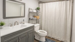 Unclassified image, 2 of 7, button - Wobbly Glaize Getaway! Cozy Lake Condo near Wobbly Boots and Grand Glaize Bridge (Osage Beach)