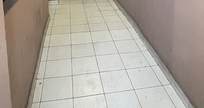 Cozy Room with Private Balcony near Paris Metro
