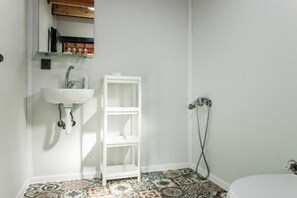 Bathroom - Lion's Forest (Rosenets)