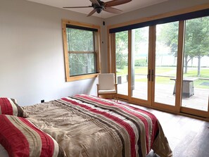3 chambres, bureau, Wi-Fi gratuit, draps fournis