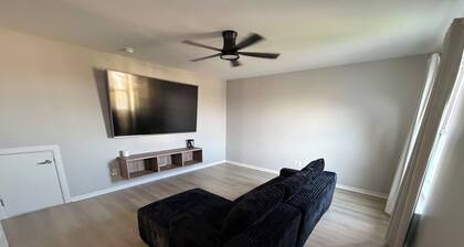 Casa Sonador - 3-bedroom 2.5 bath house in Edinburg