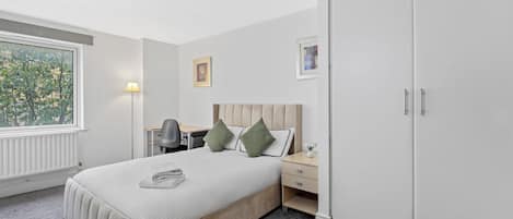 1 bedroom, iron/ironing board, WiFi, bed sheets