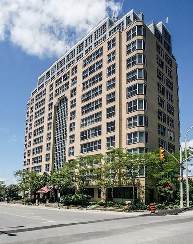 Luxury condo in the heart of Kitchener