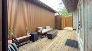 Terrace/patio - The Jungle House at Blue Spring  Newly Renovated Getaway (Orange City)