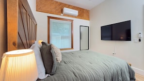Room - The Jungle House at Blue Spring  Newly Renovated Getaway (Orange City)