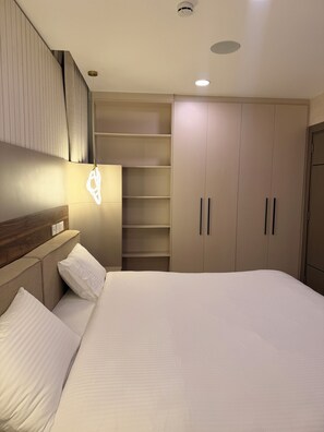 Townhome (Three-Bedroom Luxury Townhome)