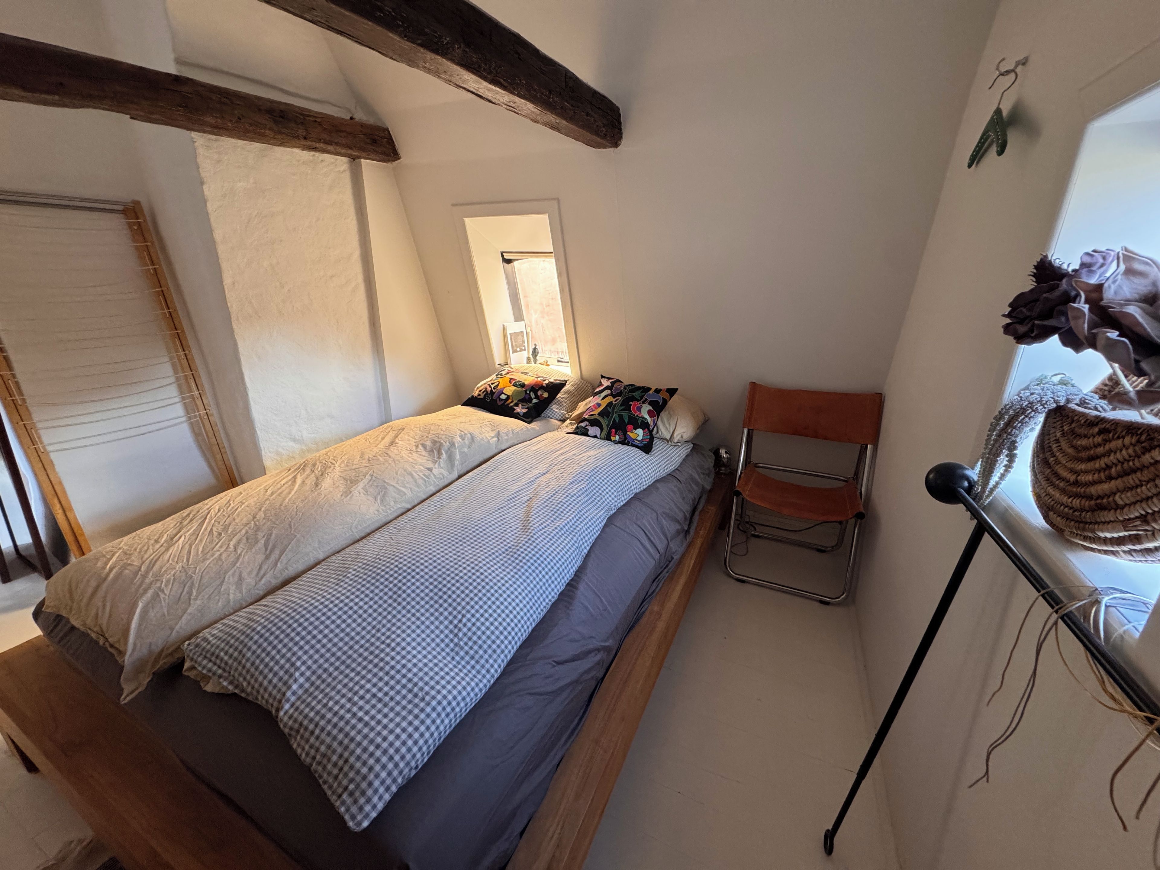 1 bedroom, iron/ironing board, WiFi (free), bed sheets