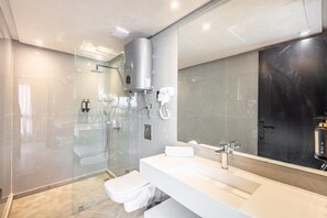 Bathroom - Modern 2BR Apartment in Guéliz - AC & Prime Location 53/80 (Marrakech)
