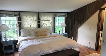 Historic VT Retreat | Hot Tub, Views, Near Skiing