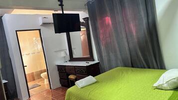 House, 3 Bedrooms, Smoking, Balcony