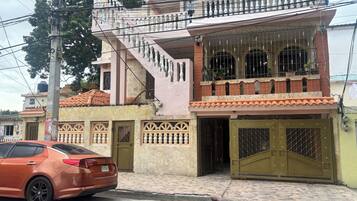 House, 3 Bedrooms, Smoking, Balcony | Exterior