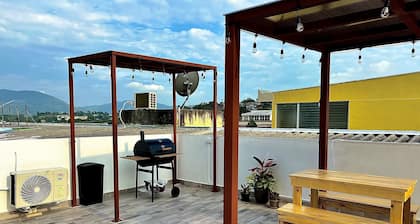 Cozy 1-bedroom condo in beautiful San Salvador with AC R3