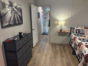 Luokittelematon kuva, 2 kautta 33, painike