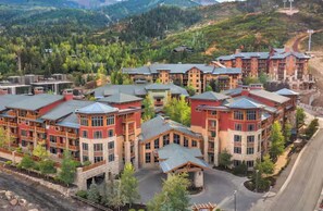 Exterior - 3BR/4BA ski-in/ski-out resort in Park City Christmas Week December 19-26, 2026 (Park City)