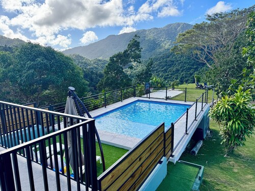 Vista Serena Private Mountain Farmhouse with Heated Pool